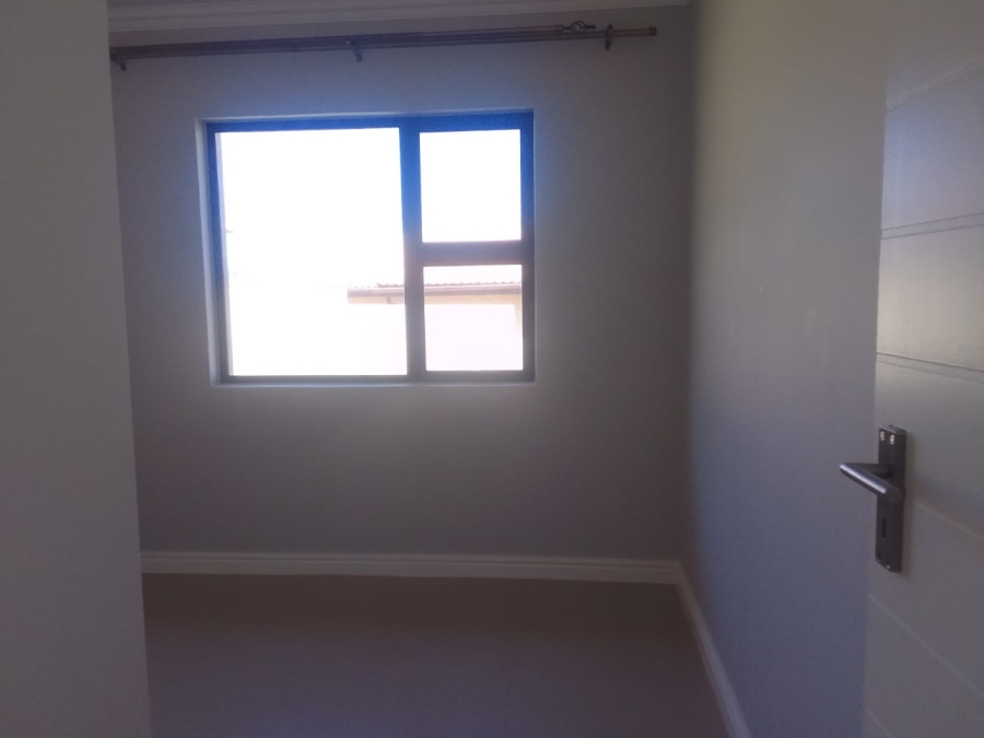 To Let 3 Bedroom Property for Rent in Winterstrand Eastern Cape